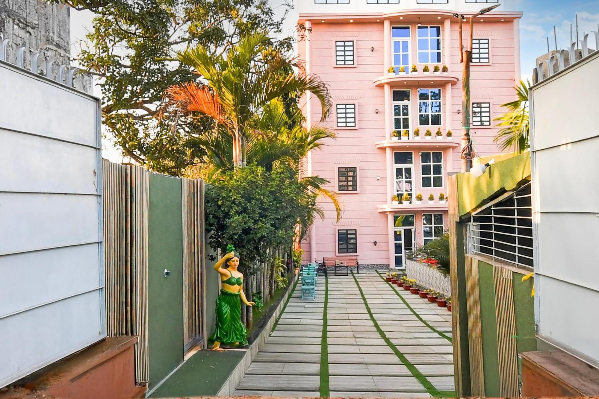 Hotel O M H Club And Resorts Ράντσι Εξωτερικό φωτογραφία